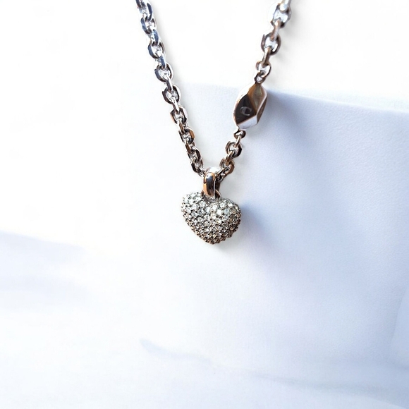 Vintage Christian Dior "Oui" Heart Charm Necklace - Picture 8 of 10